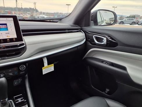 New 2026 Jeep Compass Limited w/ Sun, Sound & Navigation Group image 75