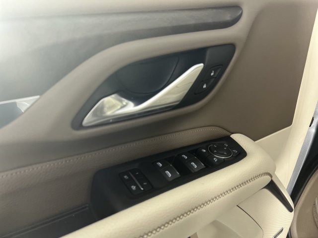 Used 2023 GMC Yukon Denali AWD/4WD image 24