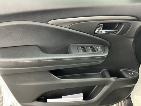 Used 2018 Honda Pilot EX-L image 7