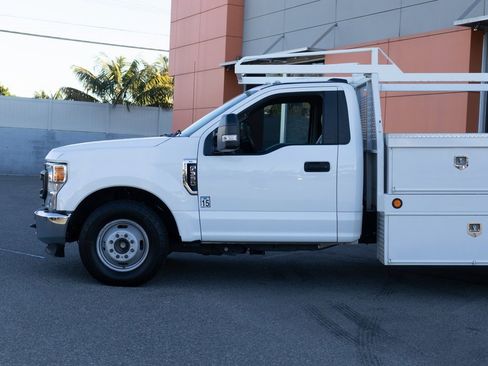 Used 2020 Ford F350 XL w/ Power Equipment Group image 8
