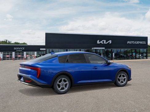 New 2025 Kia K4 image 6