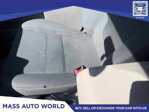Used 2011 Ford Escape XLS w/ 101A Rapid Spec Order Code FWD image 7