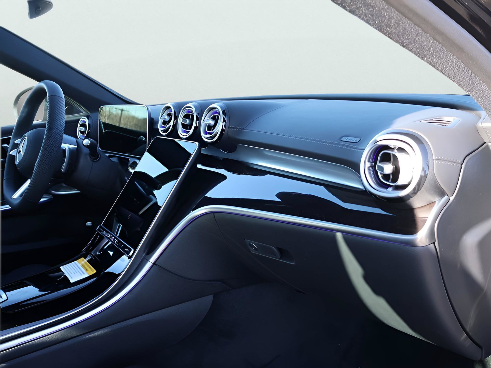 Certified 2026 Mercedes-Benz C 300 4MATIC Sedan image 11