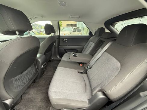 Certified 2025 Hyundai Ioniq 5 SE RWD image 14