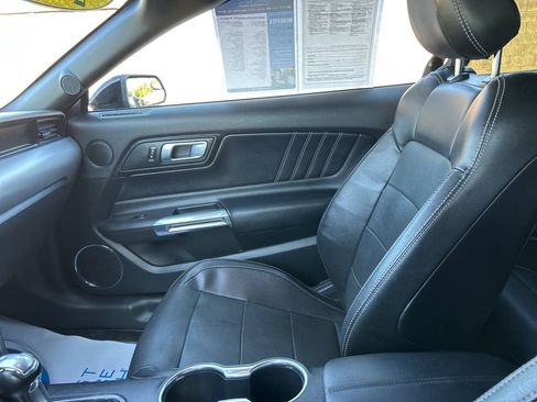 Used 2020 Ford Mustang GT Premium image 18