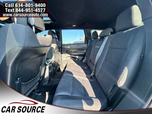 Used 2015 Jeep Grand Cherokee Laredo w/ Quick Order Package 23E AWD/4WD image 16