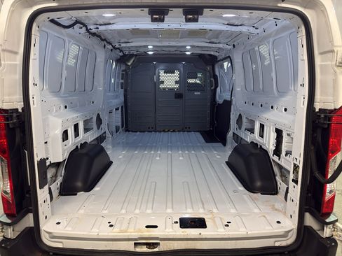 Used 2019 Ford Transit 250 148 Low Roof RWD image 22