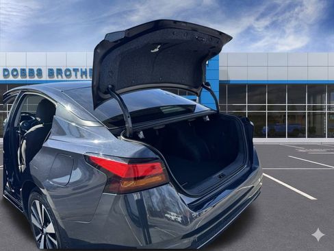 Used 2022 Nissan Altima 2.5 SV w/ SV Premium Package image 36