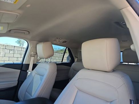 Used 2022 Ford Explorer XLT w/ Equipment Group 202A image 16