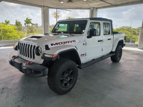 Certified 2021 Jeep Gladiator Mojave image 9