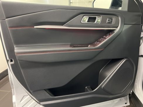 New 2026 Ford Explorer ST-Line w/ ST-Line Street Pack image 29