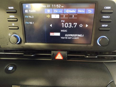 Used 2025 Hyundai Elantra Sport w/ Cargo Package FWD image 25