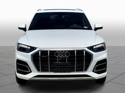 Used 2021 Audi Q5 2.0T Premium Plus w/ Premium Plus Package AWD/4WD image 4