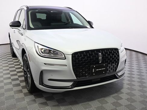 New 2026 Lincoln Corsair Reserve w/ Jet Appearance Package AWD/4WD image 9