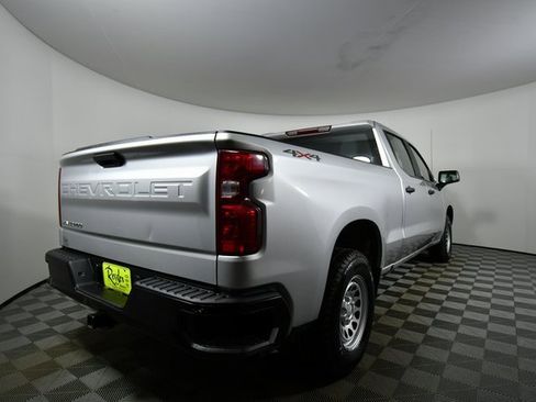 Used 2022 Chevrolet Silverado 1500 W/T w/ Trailering Package image 11