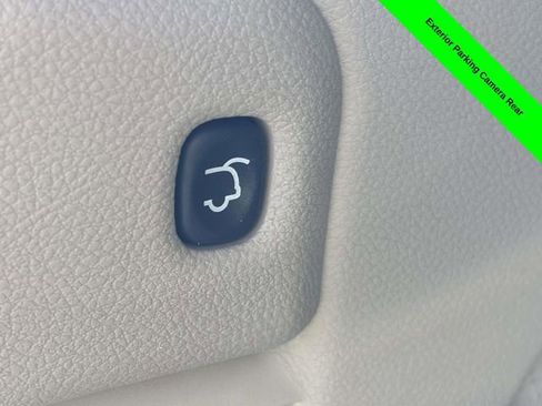 Used 2014 Jeep Grand Cherokee Overland image 41