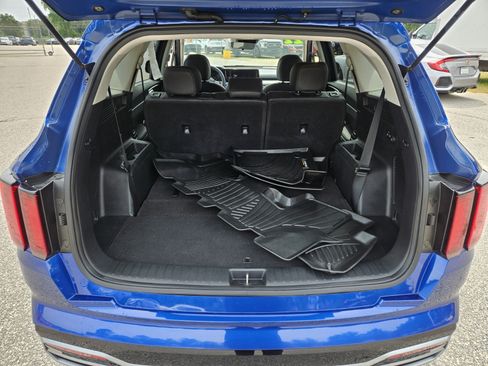 Used 2022 Kia Sorento S w/ Panoramic Sunroof Package FWD image 18