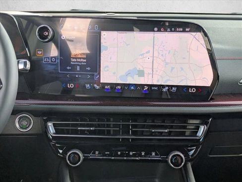 New 2026 Chevrolet Traverse RS image 13