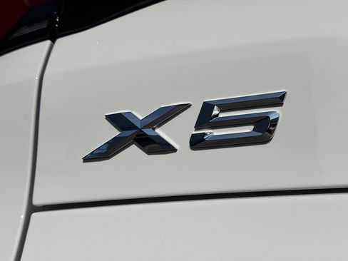 New 2026 BMW X5 sDrive40i w/ Parking Assistance Package image 11