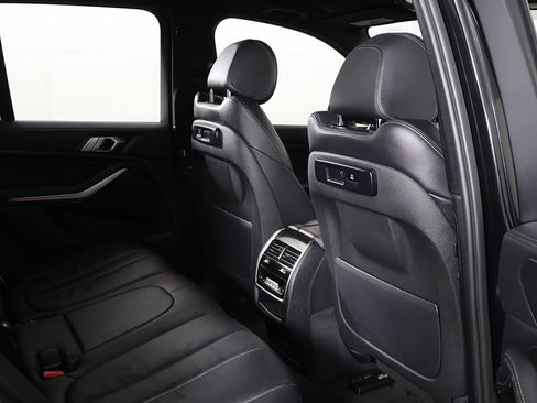 Used 2020 BMW X5 xDrive40i w/ Premium Package image 30