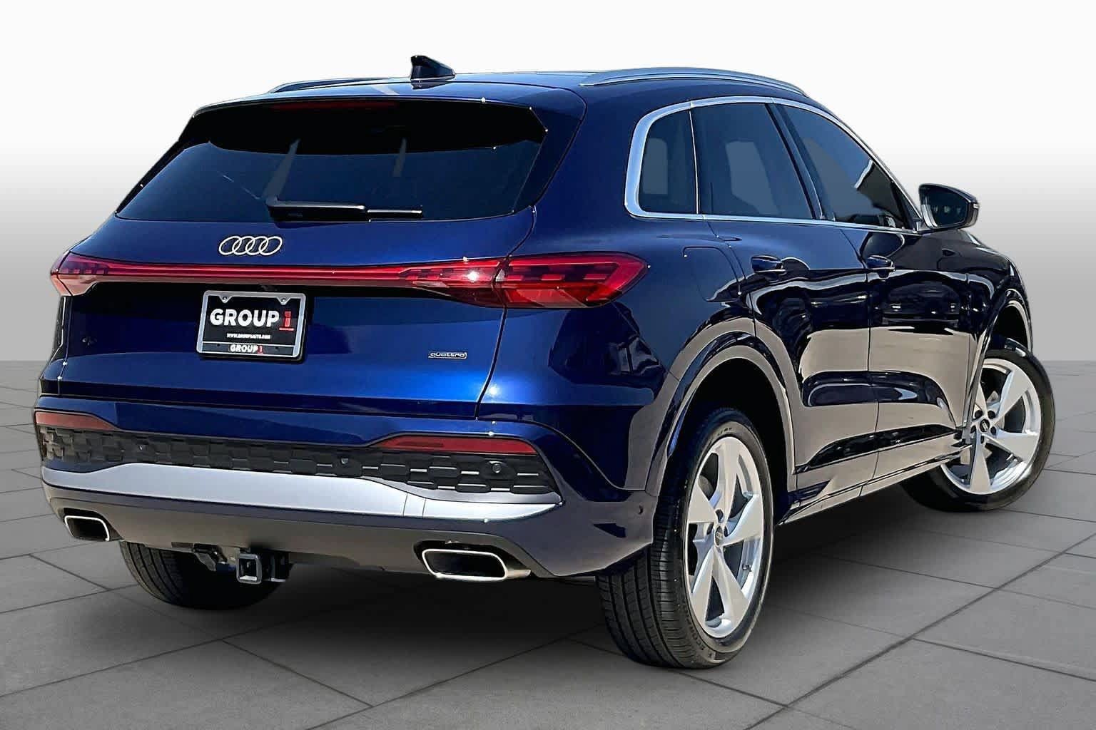 Used 2025 Audi Q5 Premium AWD/4WD image 13