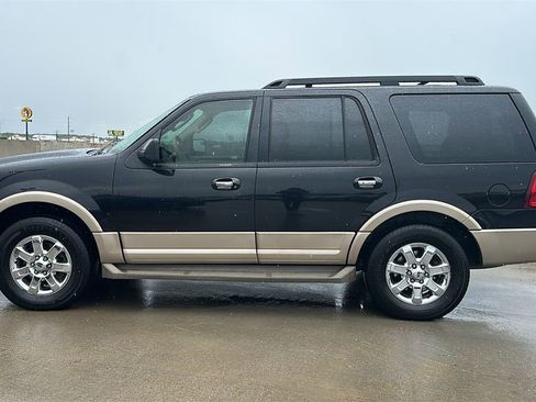 Used 2014 Ford Expedition XLT w/ Equipment Group 202A image 10