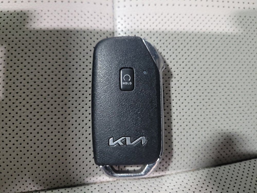 Used 2022 Kia Telluride EX w/ EX Premium Package AWD/4WD image 32