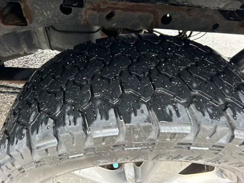 Used 2017 Ford F150 Lariat w/ Equipment Group 502A Luxury image 48