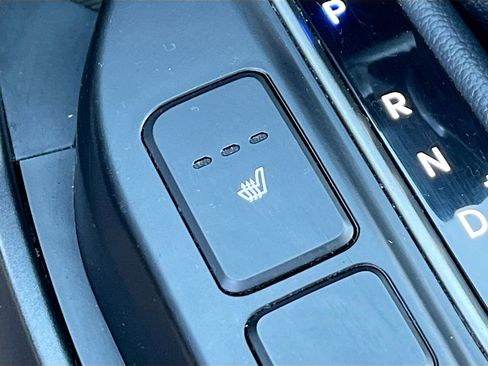 Used 2017 Hyundai Santa Fe Sport image 19