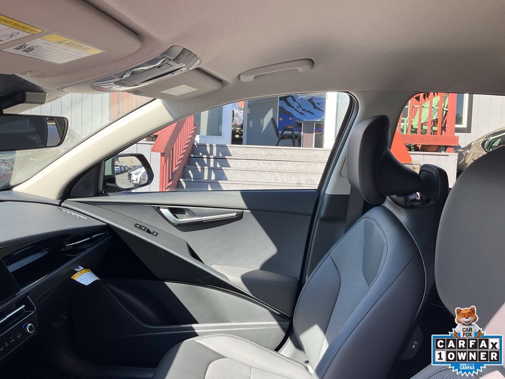 Used 2025 Kia Niro Wind w/ Wind Preserve Package FWD image 21