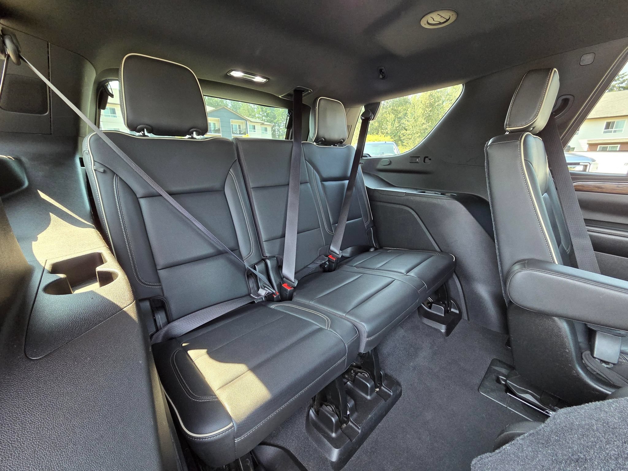 Used 2021 Chevrolet Tahoe Premier AWD/4WD image 29