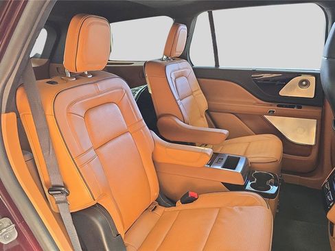 Used 2023 Lincoln Aviator Black Label Grand Touring image 15