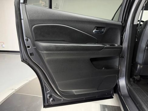 Used 2018 Honda Pilot EX-L image 18