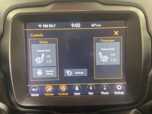 Used 2018 Jeep Renegade Limited w/ UConnect 8.4 Nav Group image 20