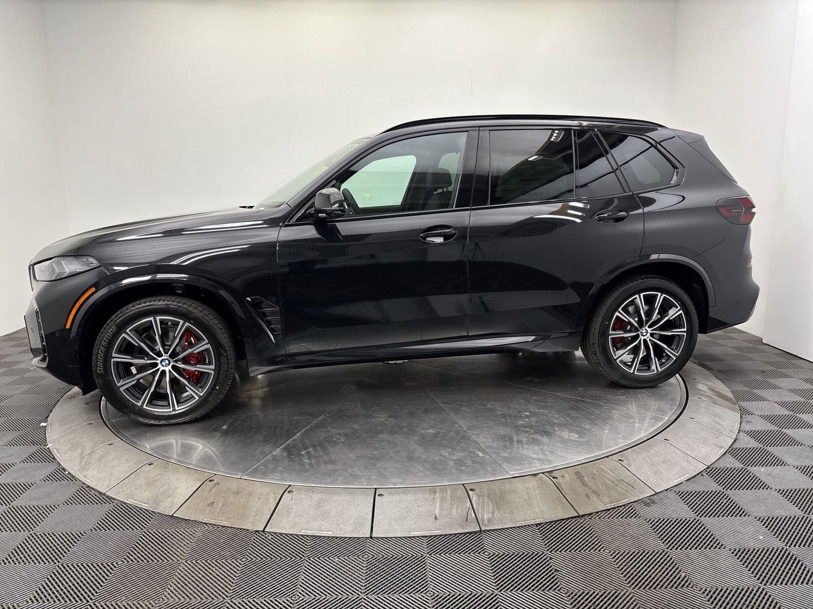 New 2026 BMW X5 xDrive40i w/ Executive Package AWD/4WD image 16