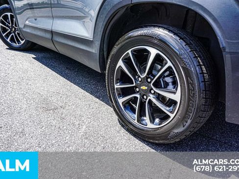 Used 2025 Chevrolet TrailBlazer LT FWD image 15