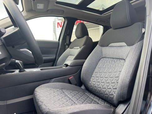 New 2026 Nissan Kicks SV w/ SV Premium Package FWD image 10
