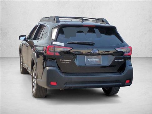 Used 2023 Subaru Outback Premium image 6