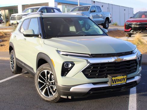 New 2026 Chevrolet TrailBlazer LT image 2