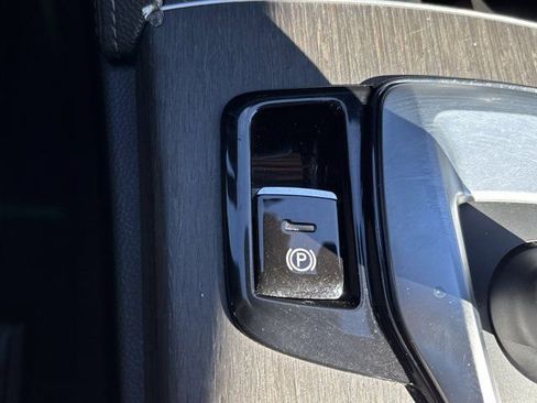 Used 2021 Alfa Romeo Stelvio Ti image 41