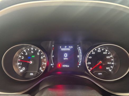 Used 2018 Jeep Compass Latitude w/ Cold Weather Group image 7