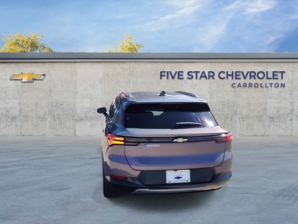 Used 2024 Chevrolet Equinox EV LT FWD image 7