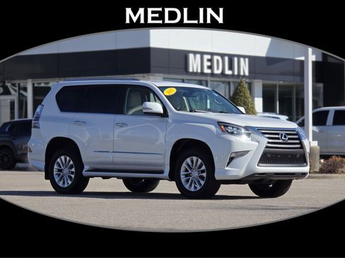 Used 2015 Lexus GX 460 image 1