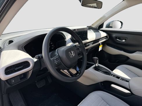 New 2026 Honda HR-V LX image 7