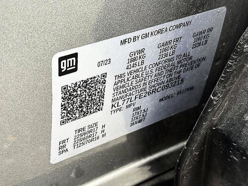 Used 2024 Chevrolet Trax LS w/ LS Convenience Package FWD image 24
