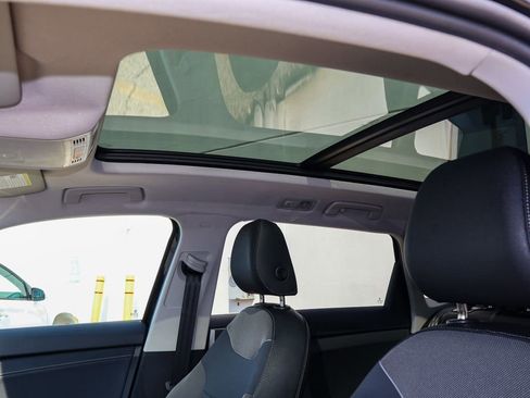 New 2026 Volkswagen Taos SE FWD image 11