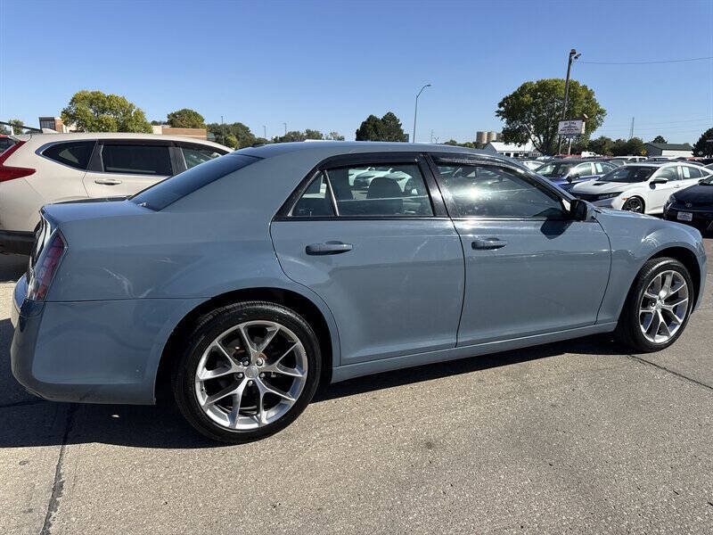Used 2014 Chrysler 300 S RWD image 8