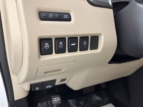 Used 2024 Nissan Murano Platinum w/ Cargo Package FWD image 27