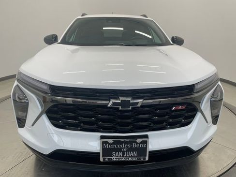 Used 2025 Chevrolet Trax RS w/ Driver Confidence Package image 13