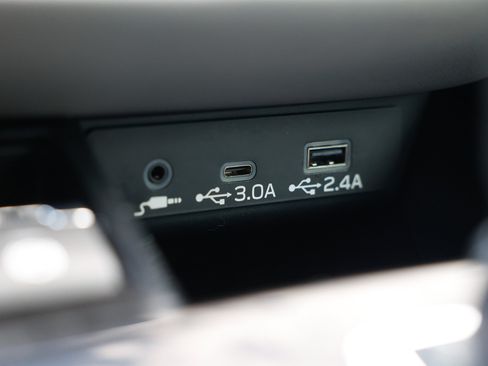 Used 2025 Subaru Legacy Premium AWD/4WD image 41